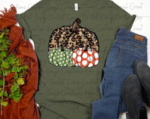 Load image into Gallery viewer, Three Pumpkins