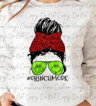 Load image into Gallery viewer, Christmas Messy Bun