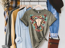 Load image into Gallery viewer, Floral Bull