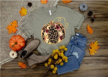 Load image into Gallery viewer, Cheetah Pumpkin