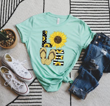 Load image into Gallery viewer, Love Sunflower